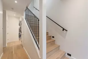 4000 Greystone Dr, Austin, TX 78731 - Photo 13