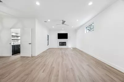 3303 Pecos Street #B, Austin, TX 78703 - Photo 11