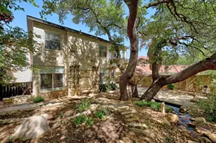 406 Hazeltine Dr, Lakeway, TX 78734 - Photo 23