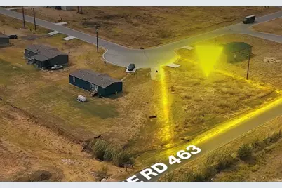 256 Castellana Way, Elgin, TX 78621 - Photo 3