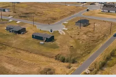 256 Castellana Way, Elgin, TX 78621 - Photo 5