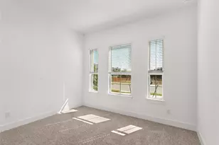 233 Montecido Dr, Liberty Hill, TX 78642 - Photo 15