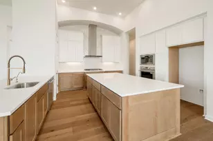 217 Belanger Cyn Dr, Liberty Hill, TX 78642 - Photo 5