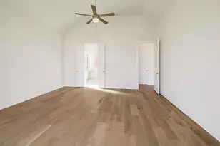 217 Belanger Cyn Dr, Liberty Hill, TX 78642 - Photo 13