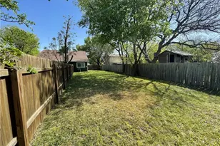 10003 Parliament House Rd, Austin, TX 78729 - Photo 31