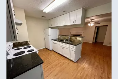 10003 Parliament House Road, Austin, TX 78729 - Photo 7