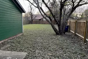 10003 Parliament House Rd, Austin, TX 78729 - Photo 15