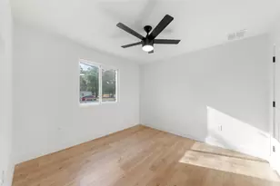 103 Waikakaaua Dr, Bastrop, TX 78602 - Photo 15