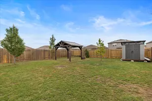 321 Freedom Park Ave, Liberty Hill, TX 78642 - Photo 21