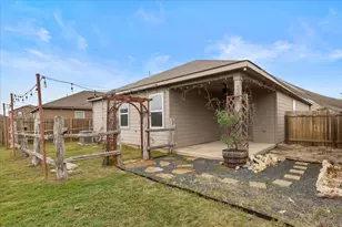 321 Freedom Park Ave, Liberty Hill, TX 78642 - Photo 19