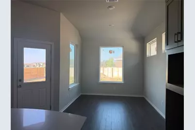 404 Veneta Lane, Georgetown, TX 78633 - Photo 31