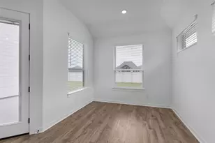 404 Veneta Ln, Georgetown, TX 78633 - Photo 11