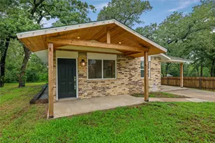 212 Cool Water Dr, Bastrop, TX 78602 - Photo 21