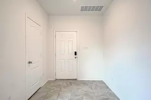 521 Lady Swiss Ln, Hutto, TX 78634 - Photo 5