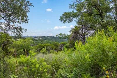 11207 Mountain Top Circle, Jonestown, TX 78645 - Photo 17