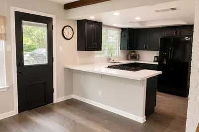 606 Hill Cove, Round Rock, TX 78681 - Photo 7