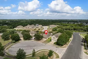 10304 Lone Pine Ln, Austin, TX 78747 - Photo 27