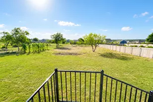 11212 Superior Bay Ln, Mustang Ridge, TX 78610 - Photo 7