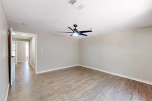 333 Northwood Cir, Rockdale, TX 76567 - Photo 7