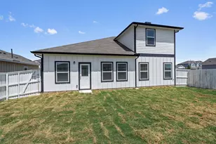 202 Chesterfield Dr, Kyle, TX 78640 - Photo 37