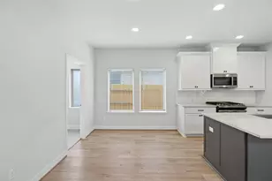 924 Azul Lagoon Dr, Leander, TX 78641 - Photo 11