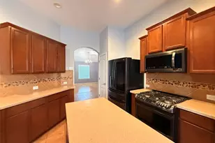 2701 Pedernales Falls Dr, Pflugerville, TX 78660 - Photo 9