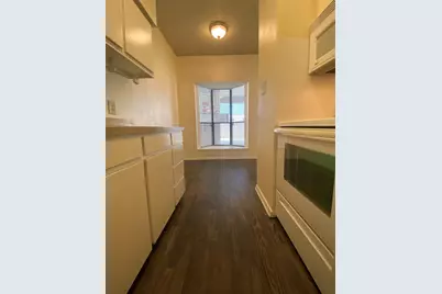 2604 Salado Street #102, Austin, TX 78705 - Photo 5