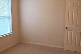 1176 Bedford St, Austin, TX 78702 - Photo 17