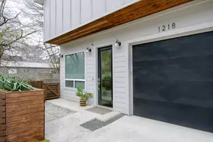 1218 Eleanor St, Austin, TX 78721 - Photo 39