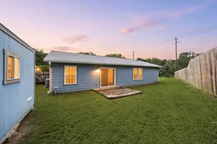 7802 Elderberry Dr, Austin, TX 78745 - Photo 25