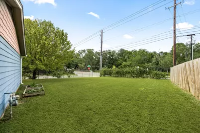 7802 Elderberry Drive, Austin, TX 78745 - Photo 29