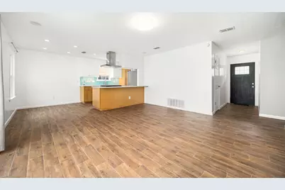 7802 Elderberry Drive, Austin, TX 78745 - Photo 9