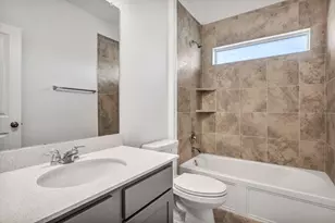 506 Sixpence Ln, Georgetown, TX 78628 - Photo 5