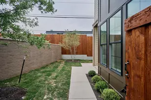 2209 Woodland Ave, Austin, TX 78741 - Photo 29