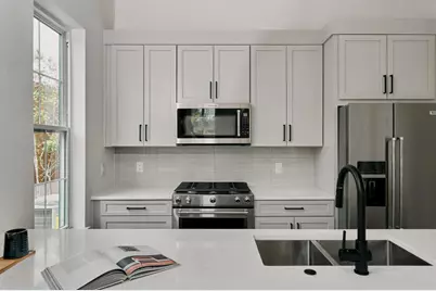 2209 Woodland Avenue #401, Austin, TX 78741 - Photo 21