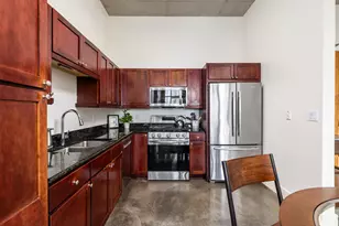 800 W 5th St, Austin, TX 78703 - Photo 15