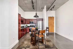 800 W 5th St, Austin, TX 78703 - Photo 13