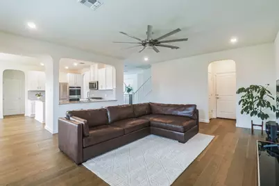 1020 Osprey Drive, Leander, TX 78641 - Photo 9