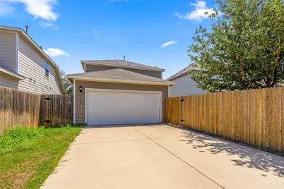 1704 Los Olivios Way, Austin, TX 78725 - Photo 17