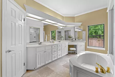 8900 Bell Mountain Drive, Austin, TX 78730 - Photo 21