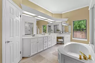 8900 Bell Mountain Dr, Austin, TX 78730 - Photo 21