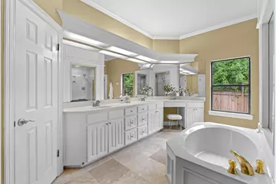 8900 Bell Mountain Drive, Austin, TX 78730 - Photo 21