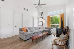 5909 Nancy Dr, Austin, TX 78745 - Photo 5
