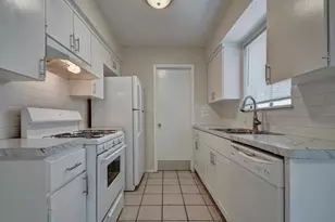 9003 Little Walnut Pkwy, Austin, TX 78758 - Photo 13