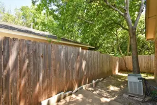 9003 Little Walnut Pkwy, Austin, TX 78758 - Photo 19