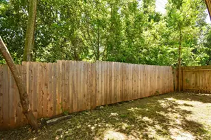 9003 Little Walnut Pkwy, Austin, TX 78758 - Photo 21