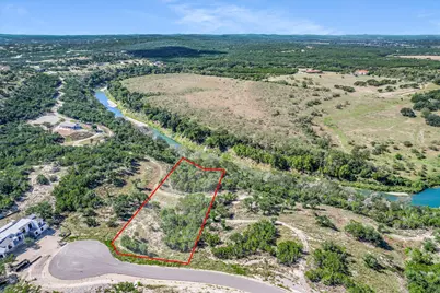 2038 Paradise Parkway, Canyon Lake, TX 78133 - Photo 3