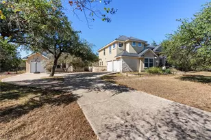 1021 Canna Lily Cir, Driftwood, TX 78619 - Photo 31