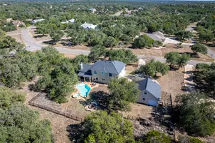 1021 Canna Lily Cir, Driftwood, TX 78619 - Photo 37
