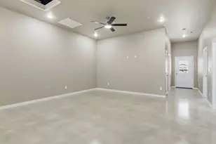 408 W Avenue C, Copperas Cove, TX 76522 - Photo 3